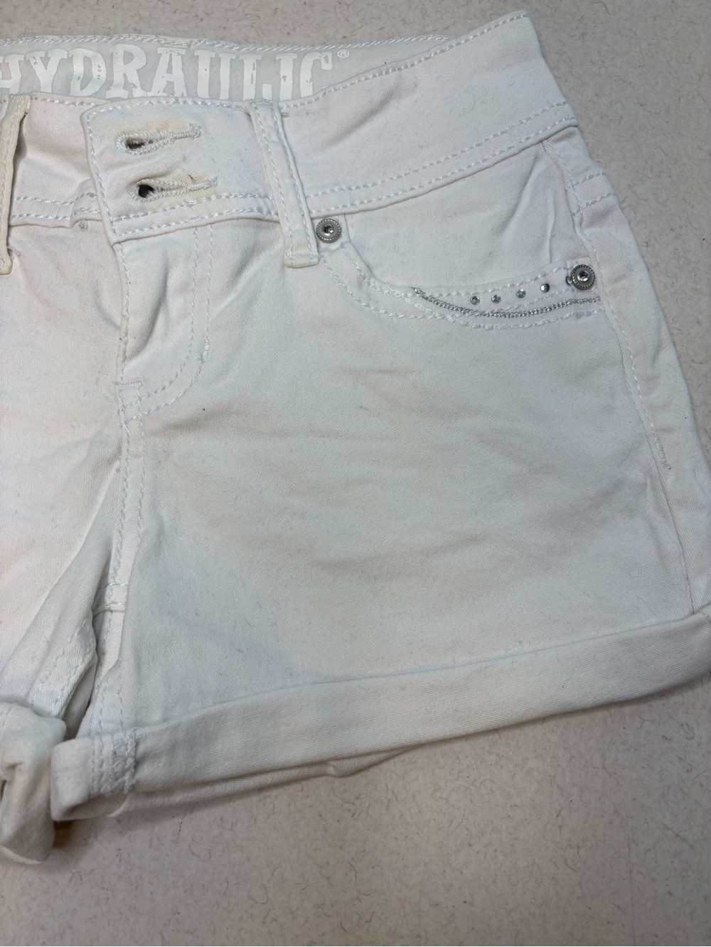 Women’s 2 Pair Hydraulic Brand Denim Shorts Size 3/4 - Picture 10 of 16